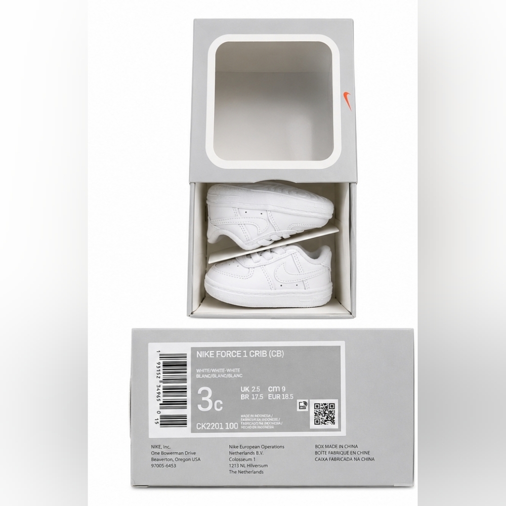 Brand new Nike Force 1 Crib (CB) baby sneakers in classic all-white. - Picture 4 of 4